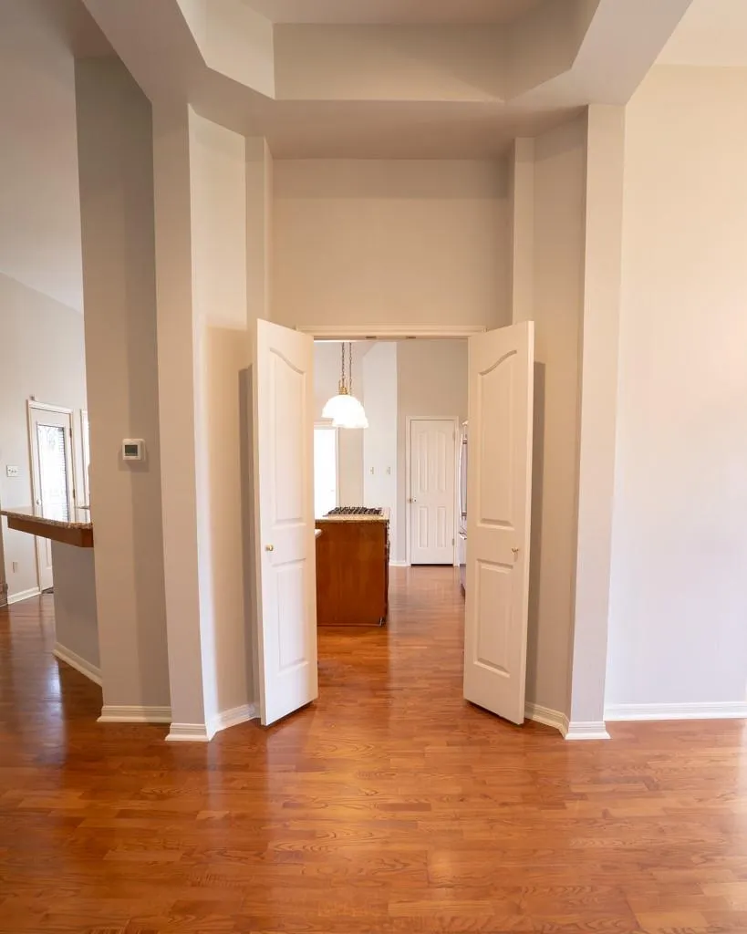 604 Texas Avenue Shiner, TX 77984