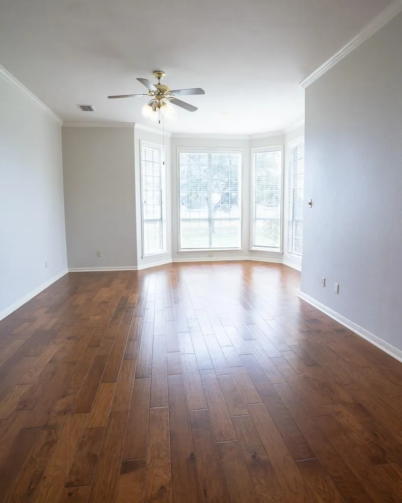 604 Texas Avenue Shiner, TX 77984