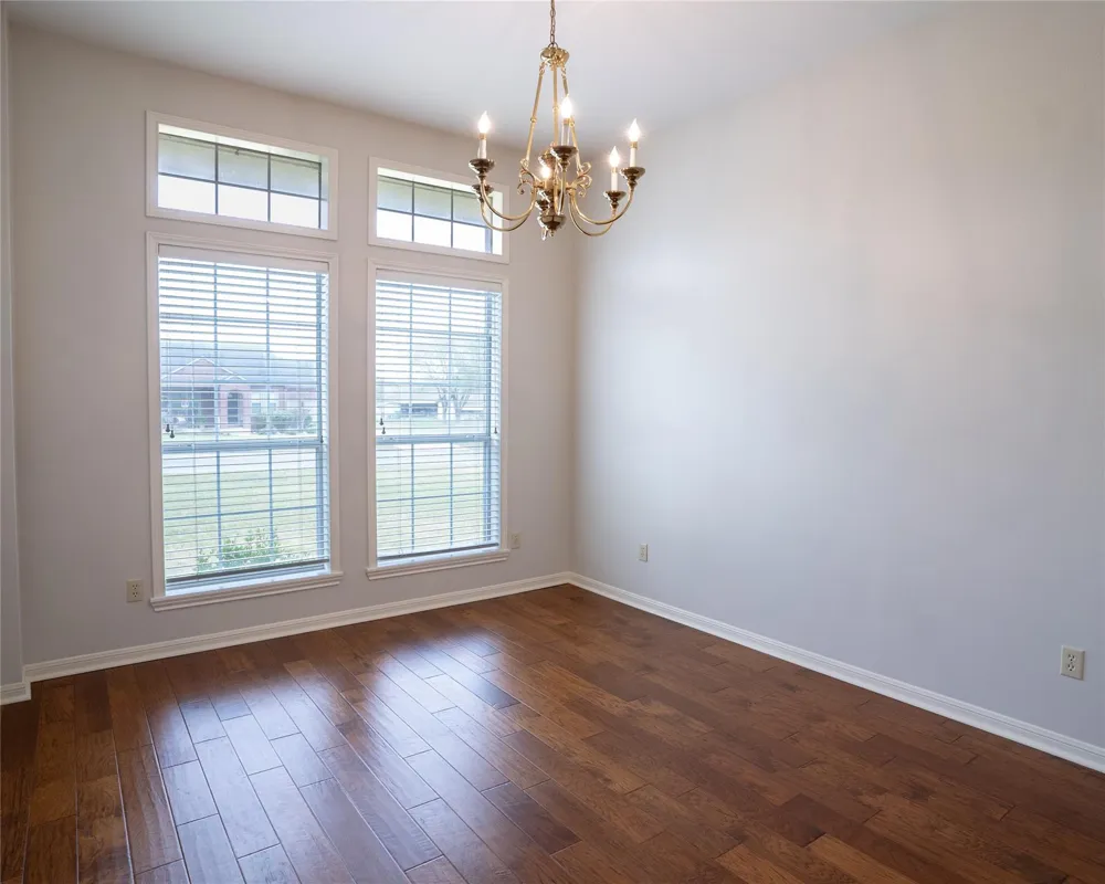 604 Texas Avenue Shiner, TX 77984