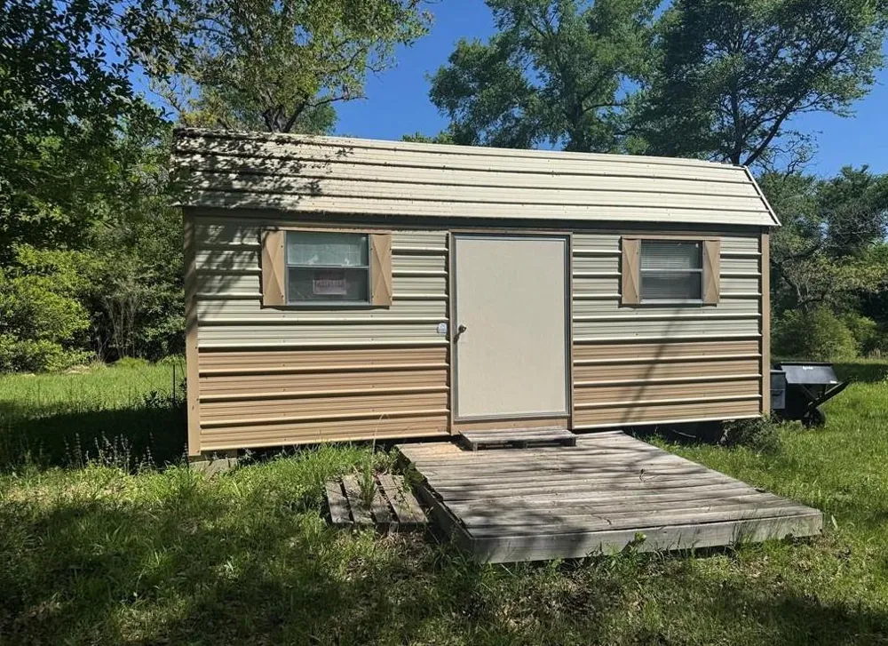 18242 Old Bundick Road Hearne, TX 77859