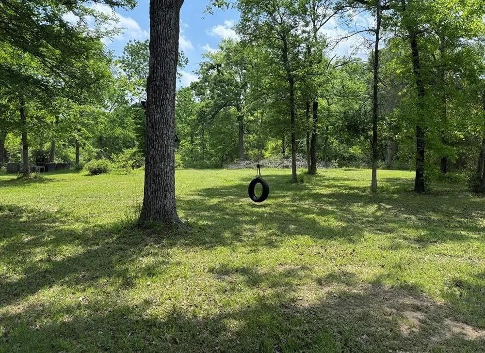 18242 Old Bundick Road Hearne, TX 77859