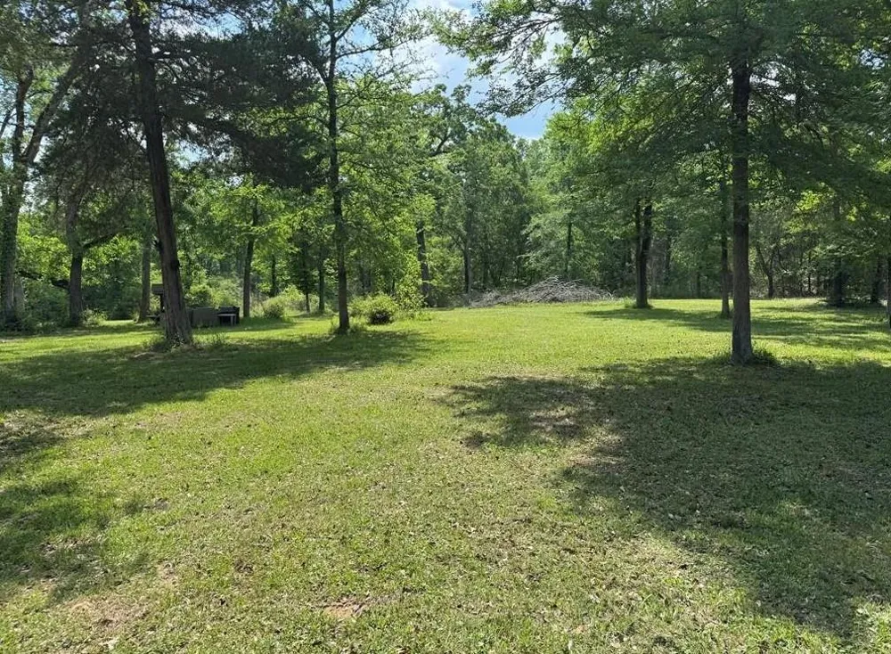 18242 Old Bundick Road Hearne, TX 77859