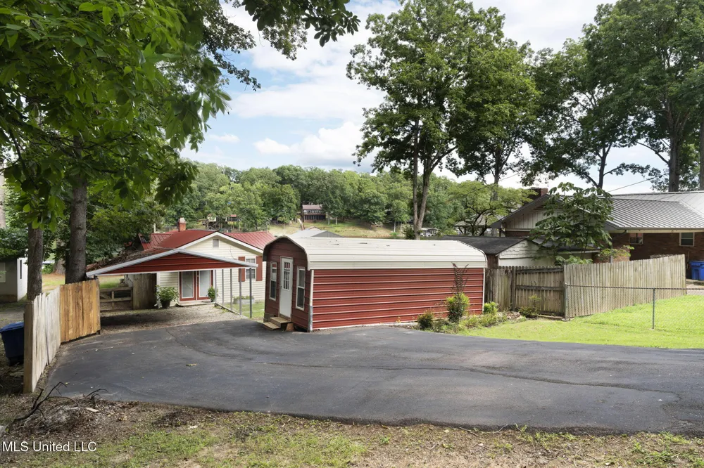 1294 Lakeview Drive Ashland, MS 38603