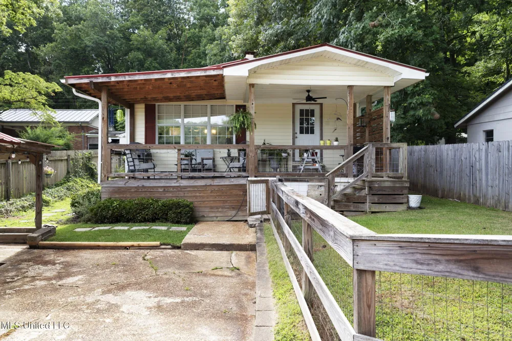 1294 Lakeview Drive Ashland, MS 38603