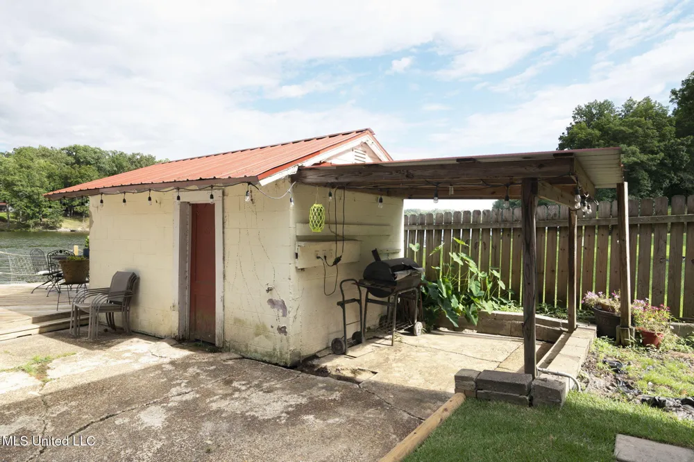 1294 Lakeview Drive Ashland, MS 38603