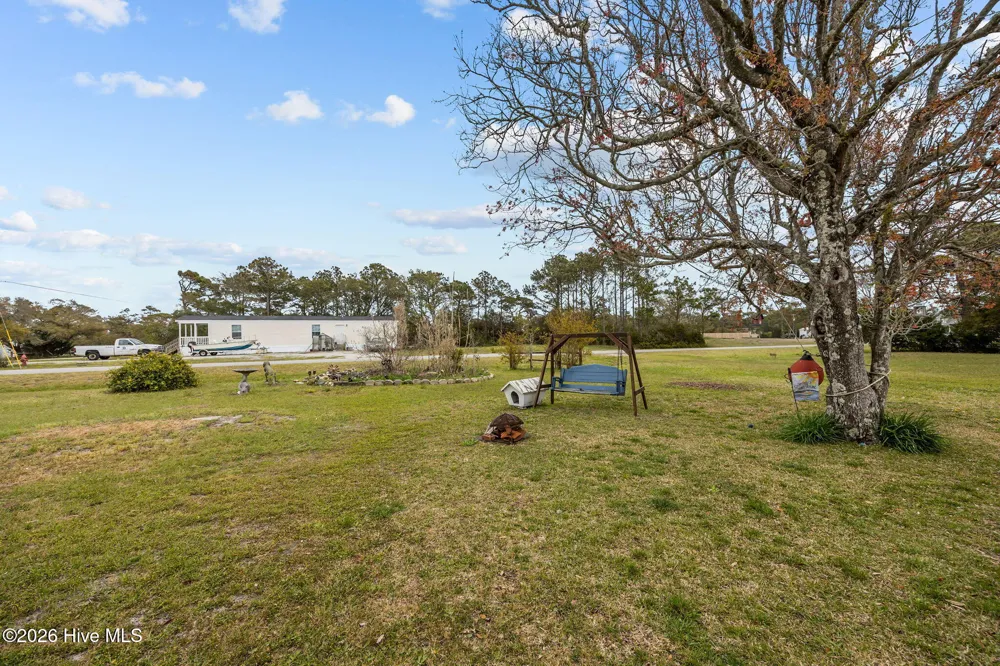 458 Bayview Drive Harkers Island, NC 28531