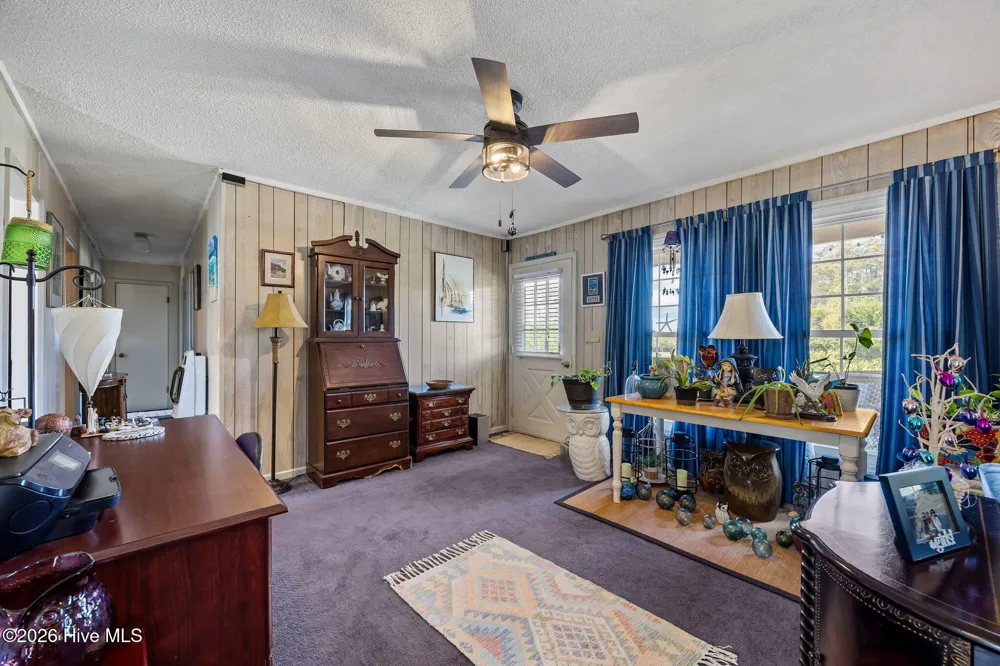 458 Bayview Drive Harkers Island, NC 28531