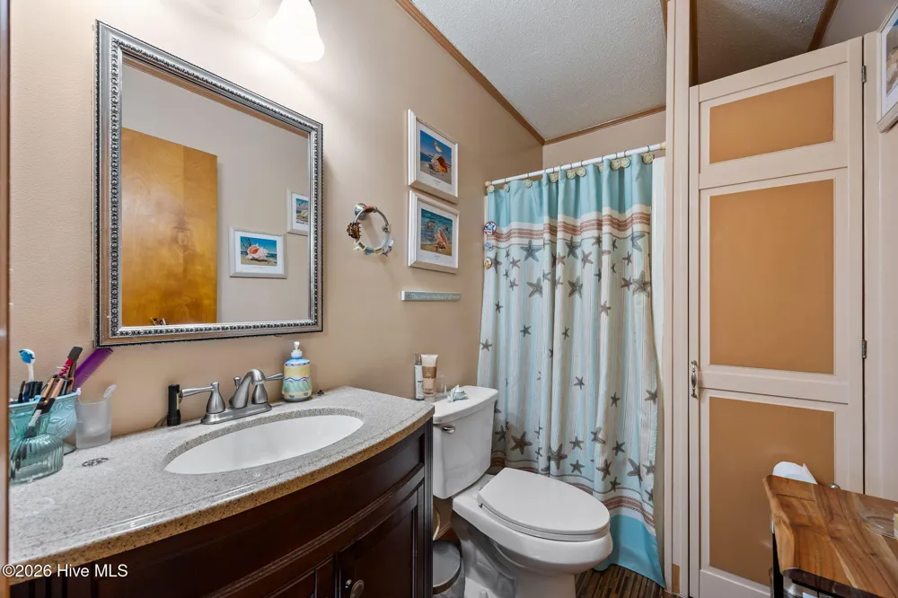 458 Bayview Drive Harkers Island, NC 28531
