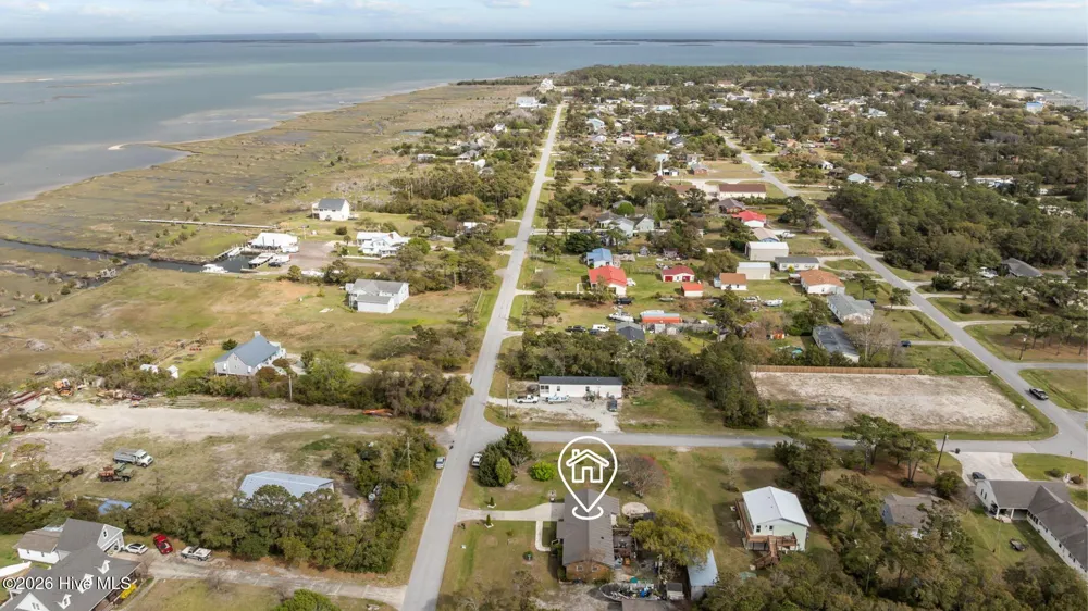 458 Bayview Drive Harkers Island, NC 28531