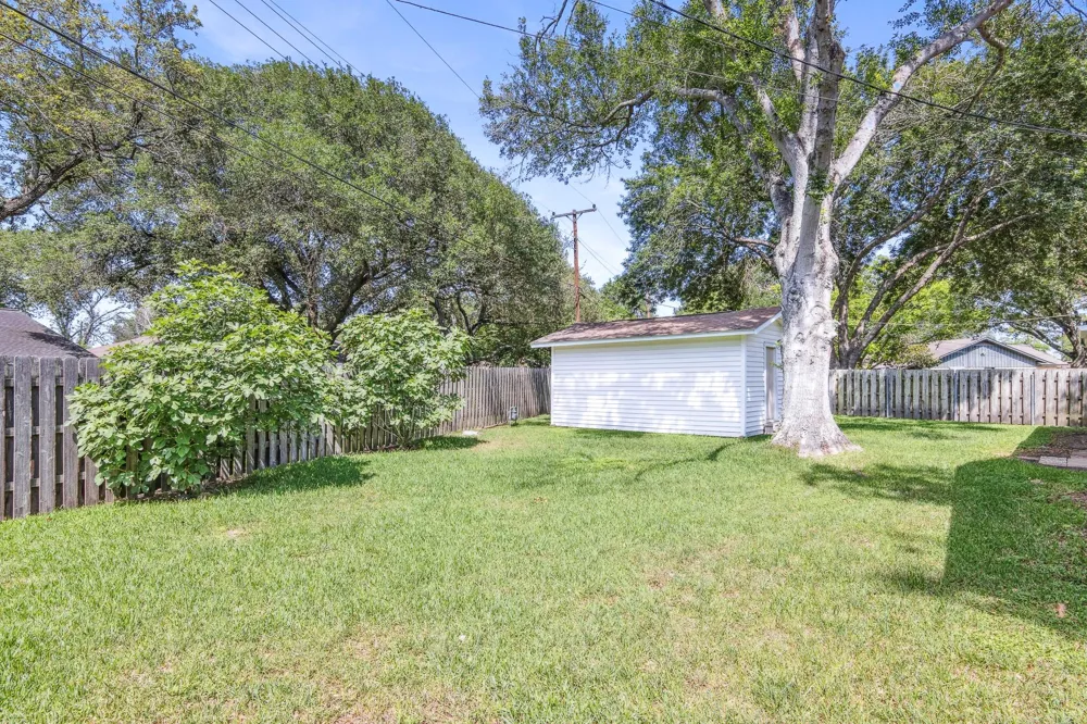 3010 Lamar Circle El Campo, TX 77437