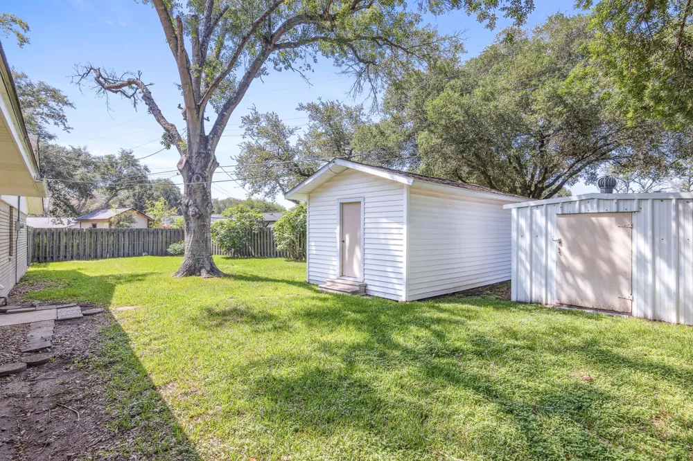 3010 Lamar Circle El Campo, TX 77437
