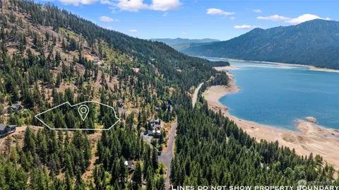 7 Lot Carillon Cove Drive