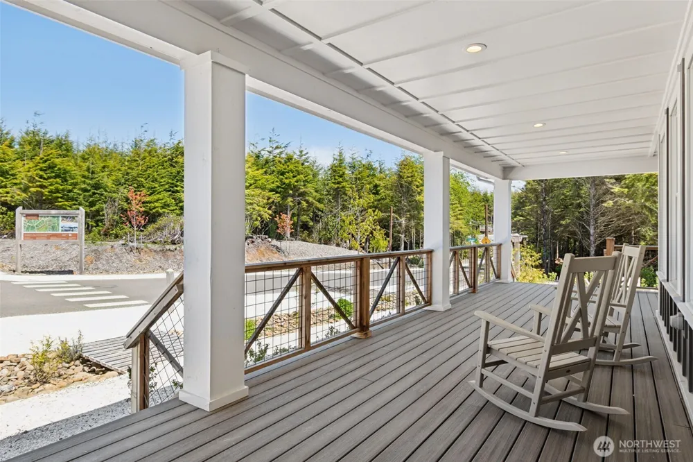 374 Compass Street Pacific Beach, WA 98571
