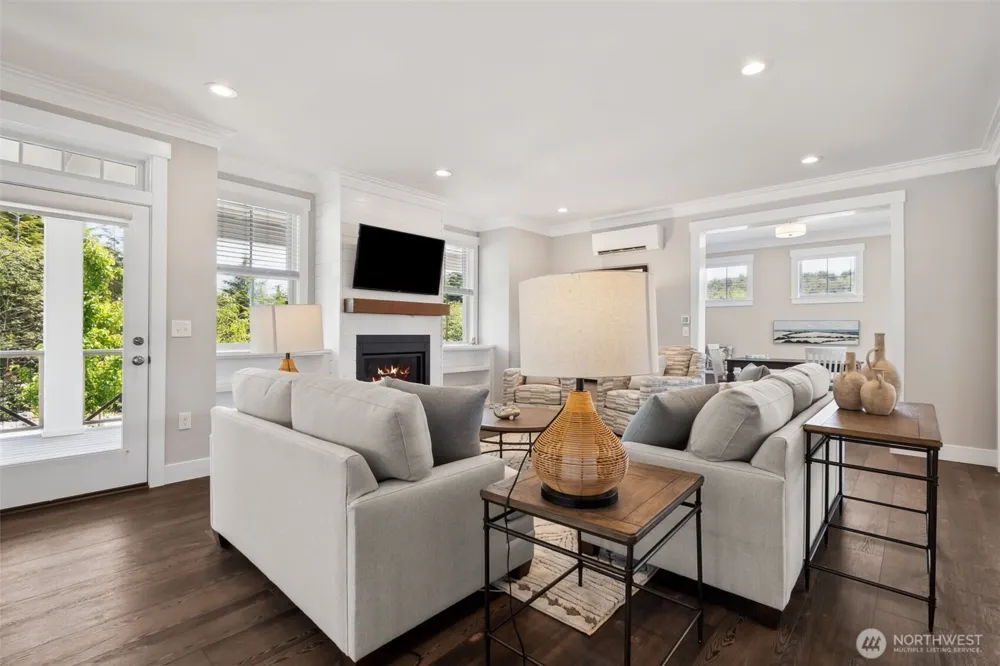 374 Compass Street Pacific Beach, WA 98571