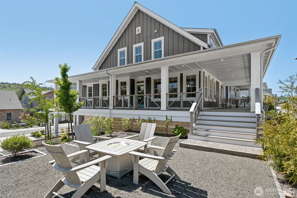374 Compass Street Pacific Beach, WA 98571