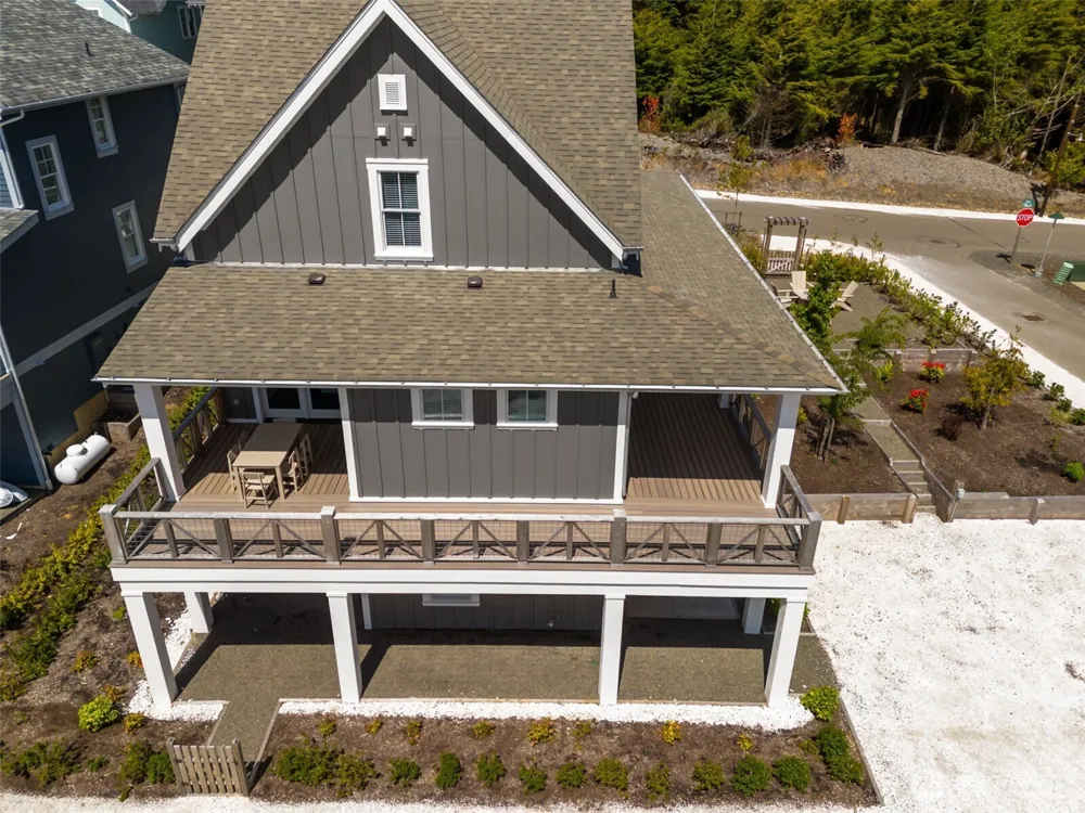 374 Compass Street Pacific Beach, WA 98571