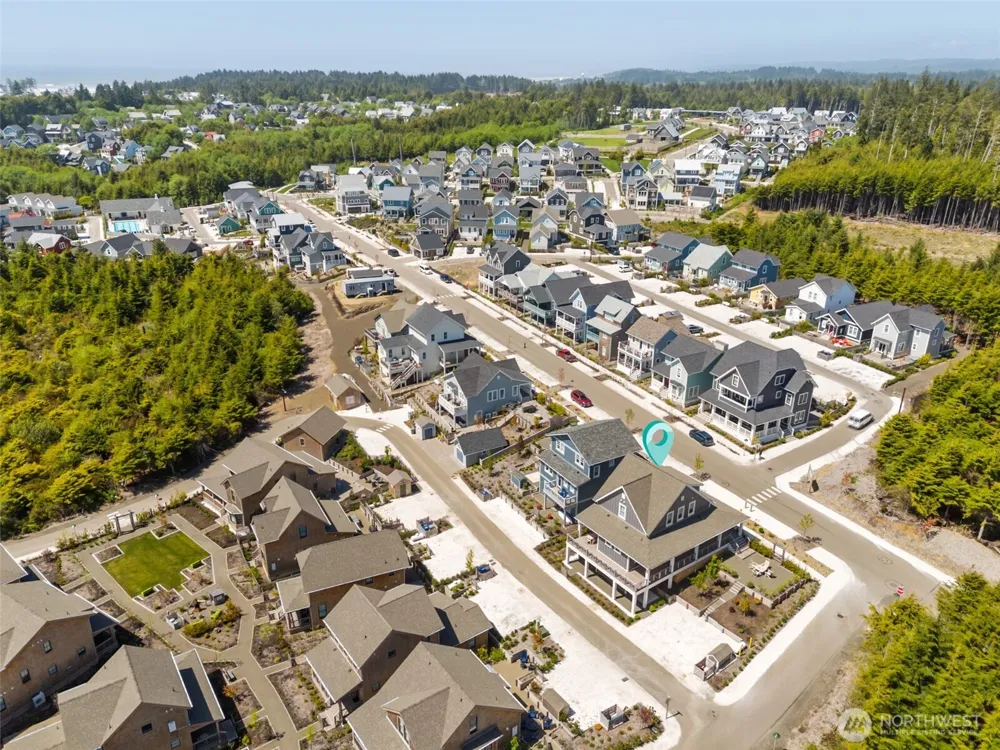 374 Compass Street Pacific Beach, WA 98571