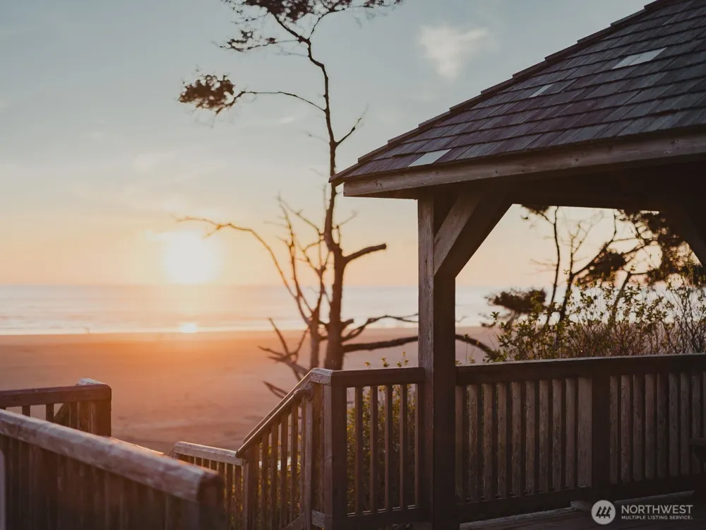 374 Compass Street Pacific Beach, WA 98571