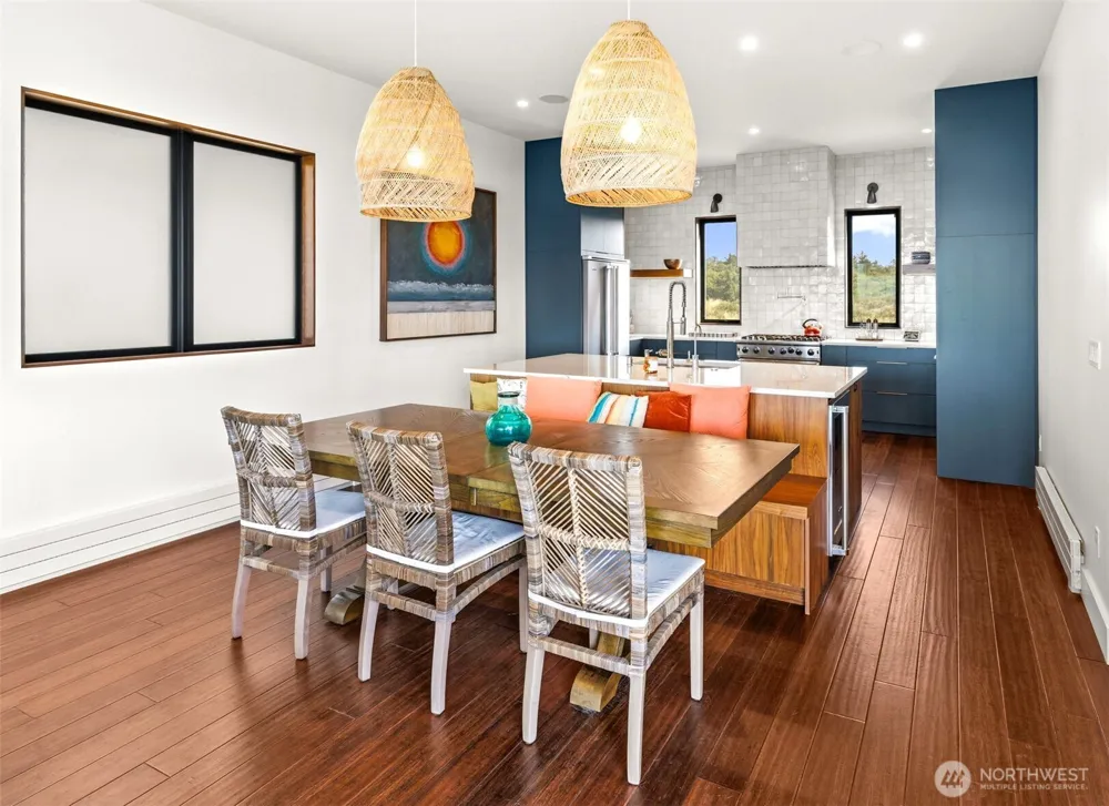 911 Dune Crest Westport, WA 98595