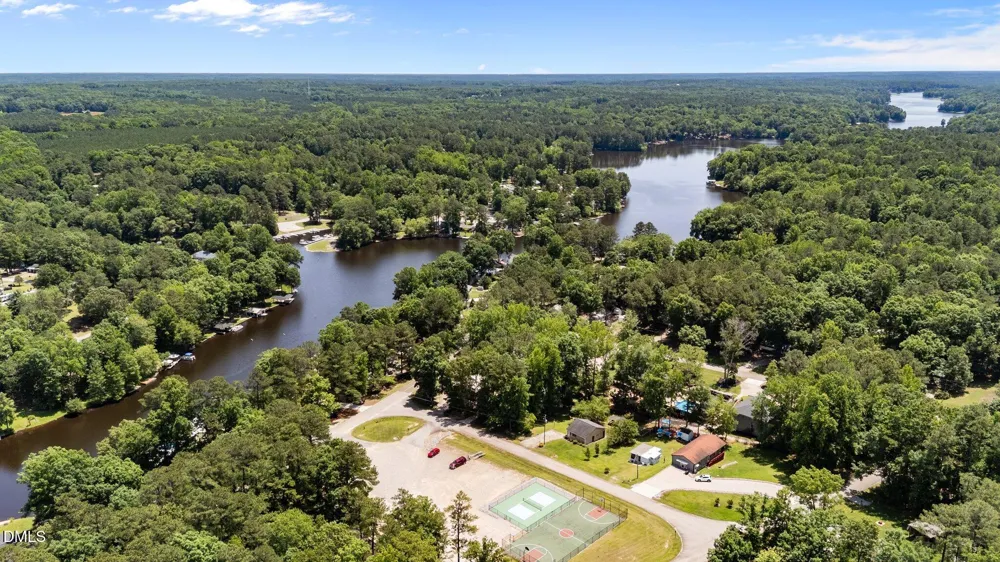 818 Sagamore Drive Louisburg, NC 27549