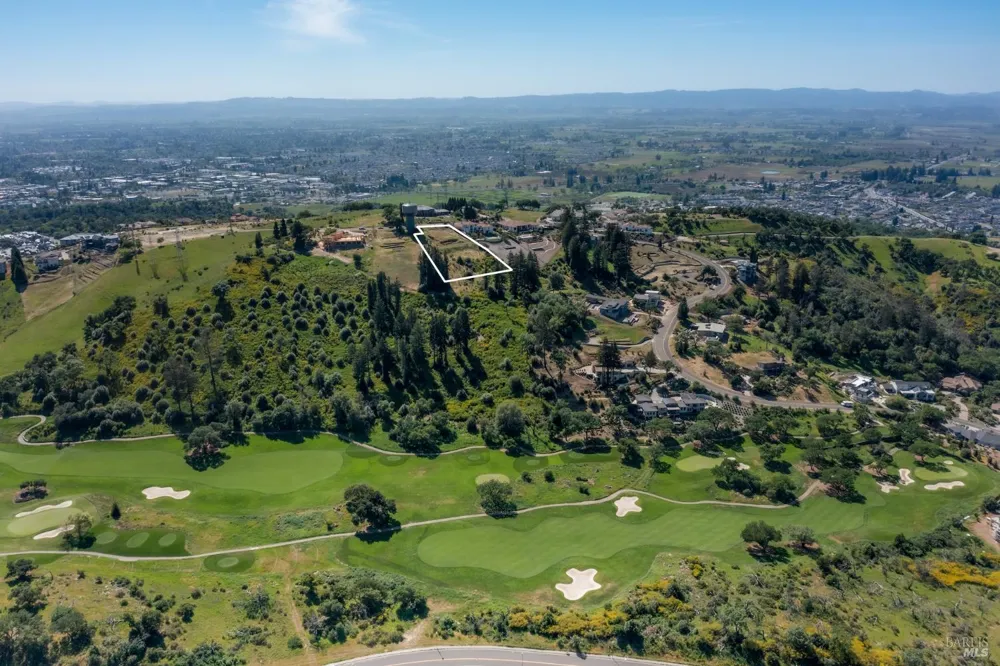 3888 Skyfarm Drive Santa Rosa, CA 95403