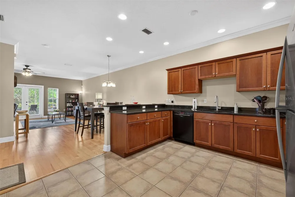 184 VALENCIA CIRCLE St Petersburg, FL 33716