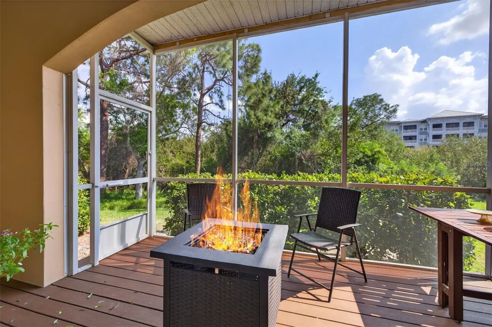 184 VALENCIA CIRCLE St Petersburg, FL 33716