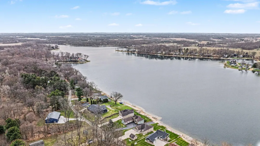 48855 Howard Drive Lawrence, MI 49064