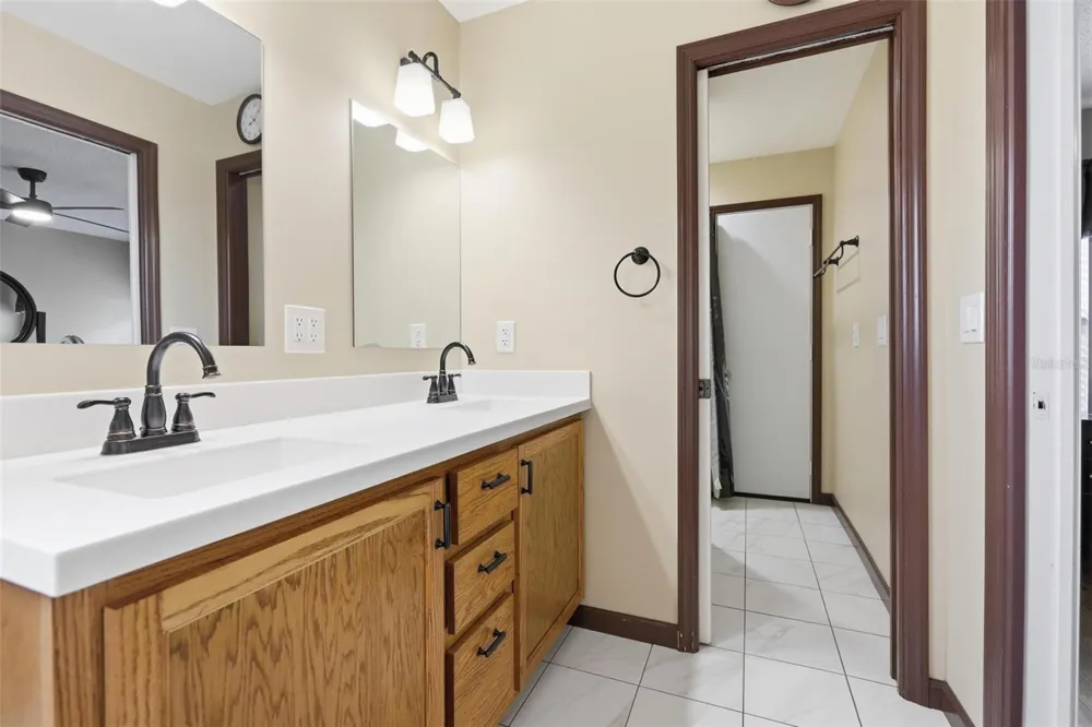 731 EDGEWILD COURT Orange City, FL 32763