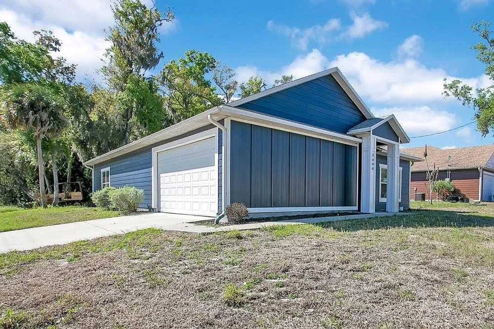 2498 MITCHELL AVENUE Mims, FL 32754