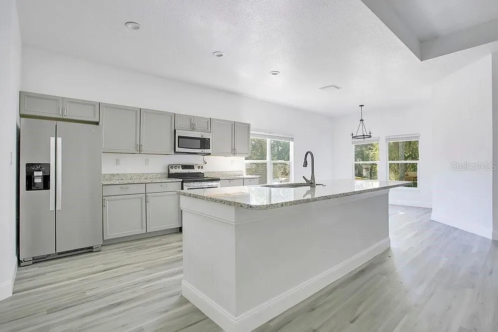 2498 MITCHELL AVENUE Mims, FL 32754