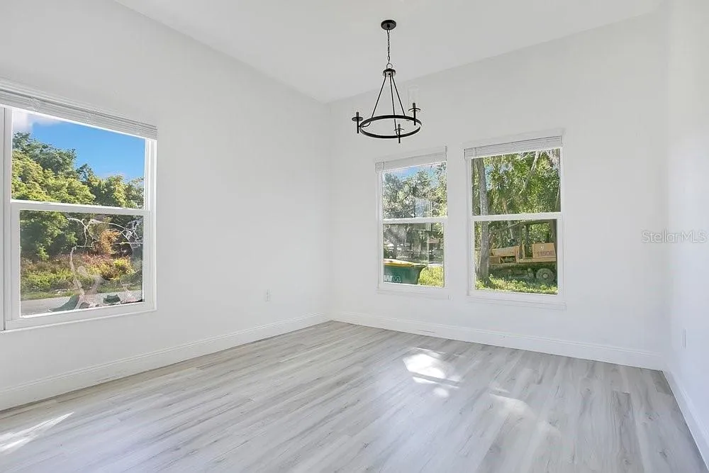2498 MITCHELL AVENUE Mims, FL 32754