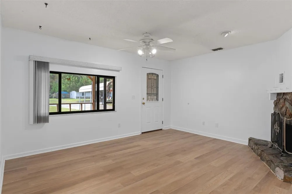 7095 W GREENWOOD LANE Crystal River, FL 34429