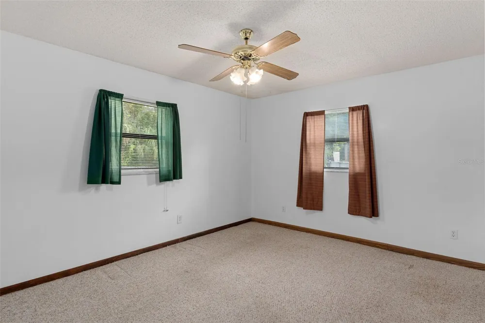 7095 W GREENWOOD LANE Crystal River, FL 34429