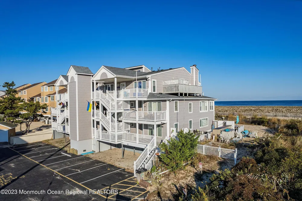 41 Dune Terrace Ortley Beach, NJ 08751
