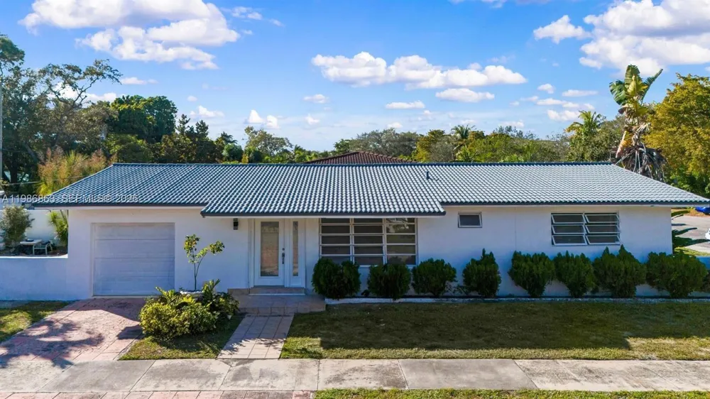 8850 NE 4th Ave El Portal, FL 33138