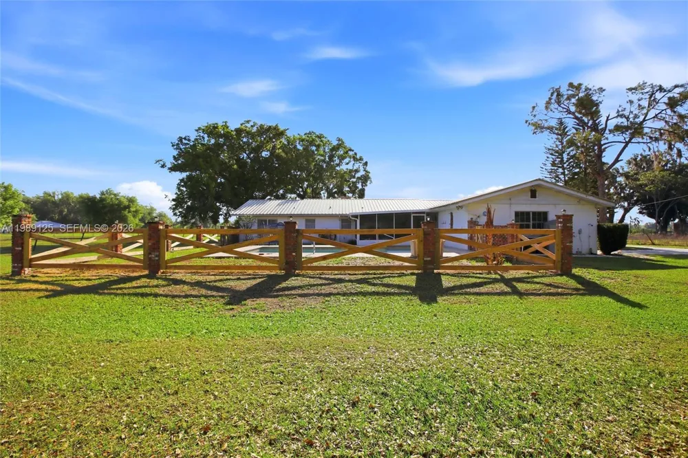 3903 Edison Avenue Other City - In The State Of Florida, FL 33834