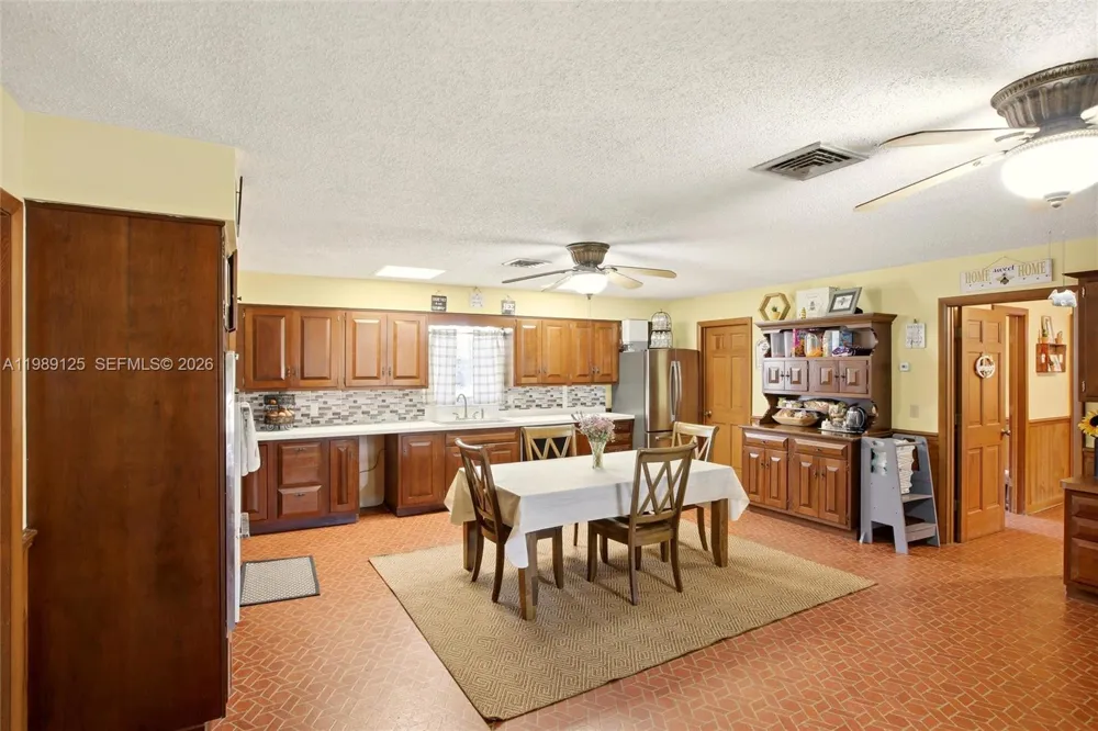3903 Edison Avenue Other City - In The State Of Florida, FL 33834