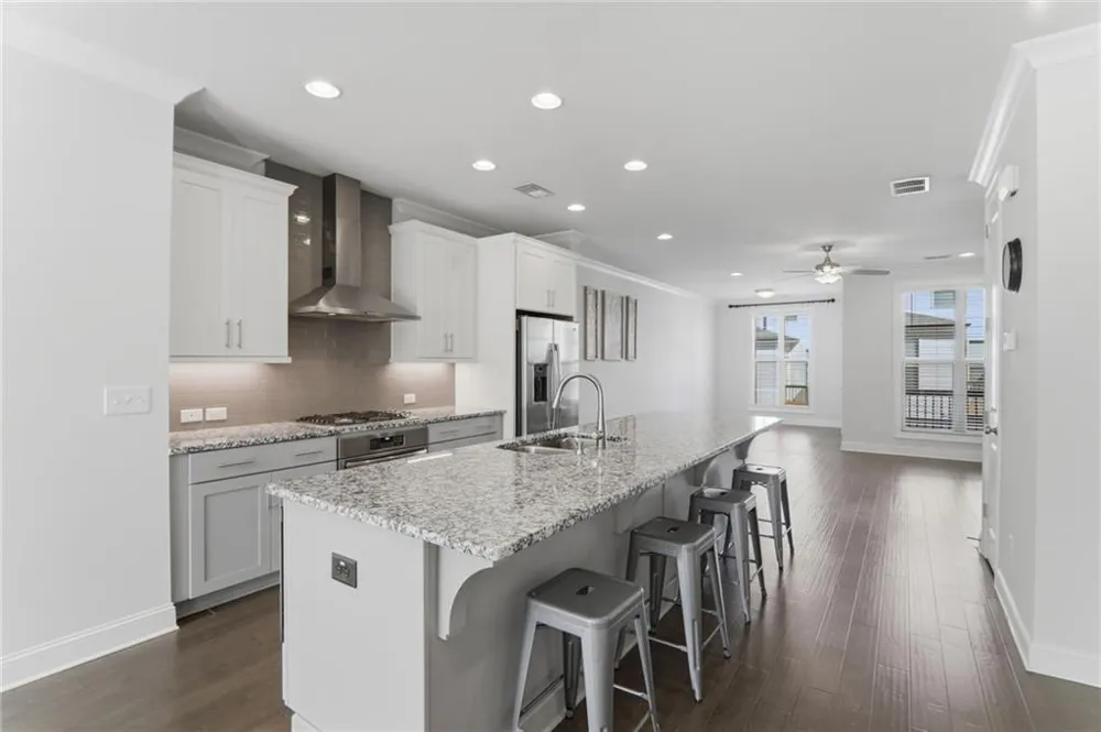 2051 Glenview Park Circle Duluth, GA 30097