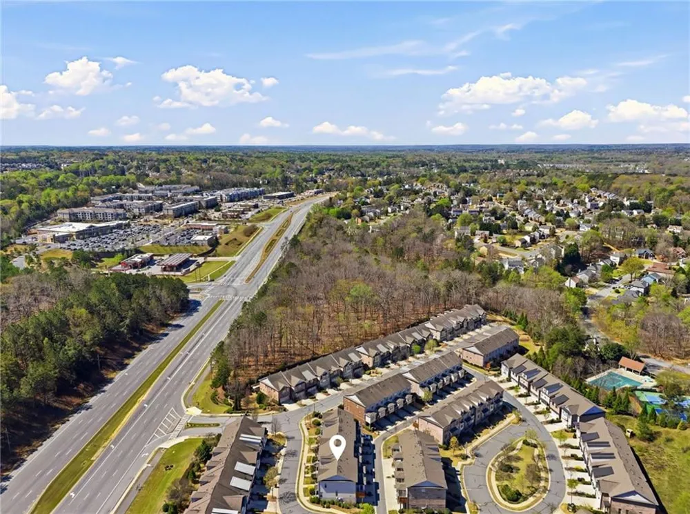 2051 Glenview Park Circle Duluth, GA 30097