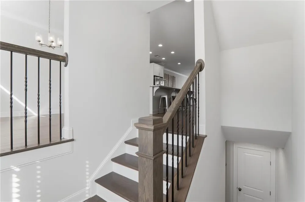 2051 Glenview Park Circle Duluth, GA 30097