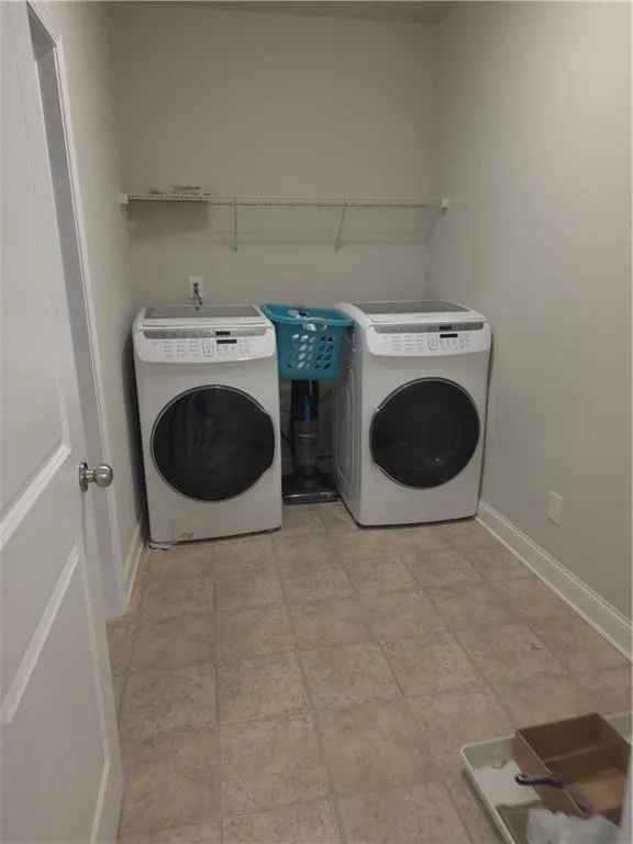 615 Birkdale Drive Fairburn, GA 30213