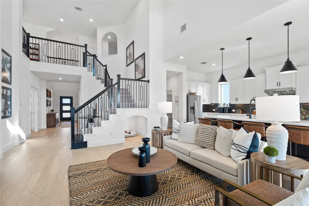 2225 Valencia Drive Little Elm, TX 75068