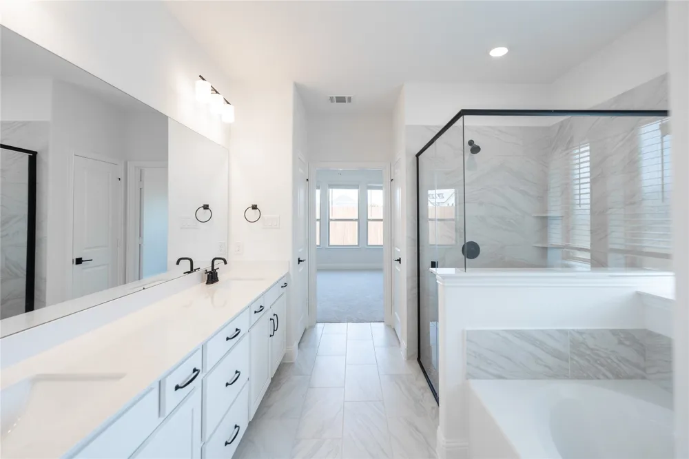 2225 Valencia Drive Little Elm, TX 75068