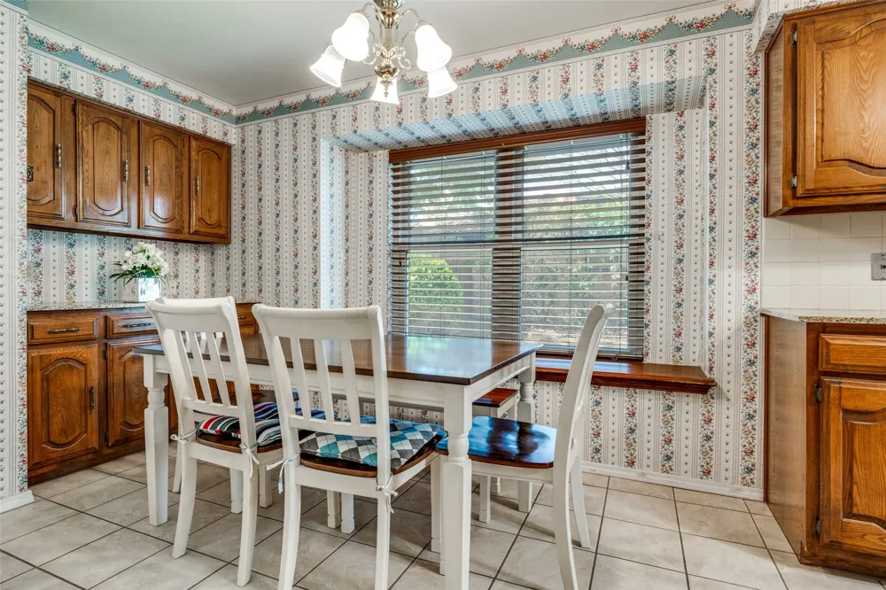 504 Chaffee Drive Arlington, TX 76006