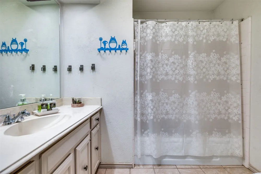 504 Chaffee Drive Arlington, TX 76006