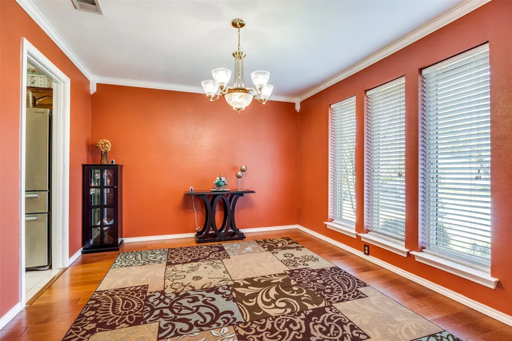 504 Chaffee Drive Arlington, TX 76006