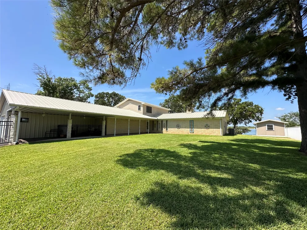 10297 County Road 197 Breckenridge, TX 76424