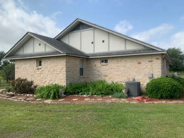 1695 Fm 2823 Carlton, TX 76436