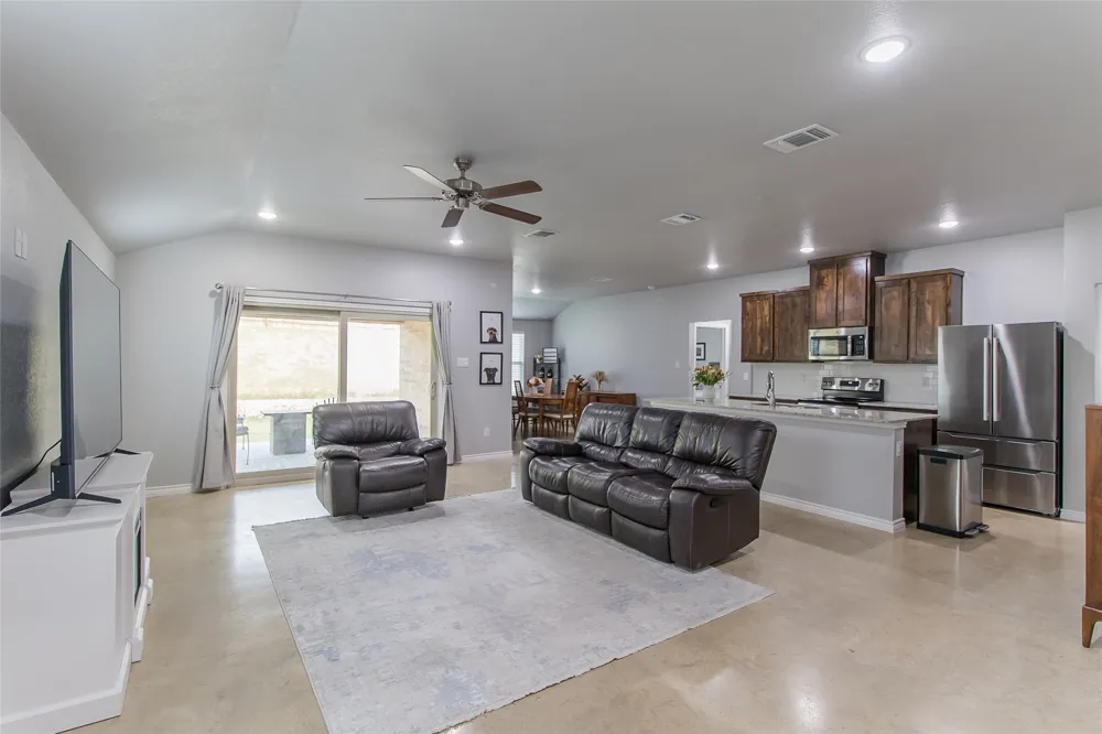 1715 Dryden Avenue Copperas Cove, TX 76522